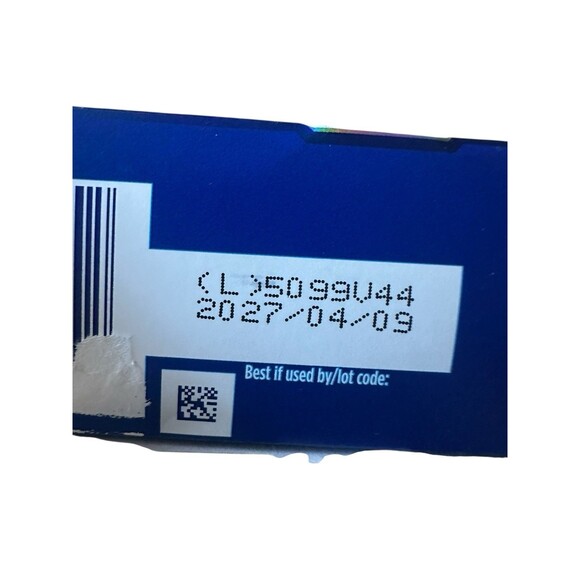 Crest 3D Whitestrips 14 Treatments (28 Strips) (Open Box) Expires 04/2027 - Picture 4 of 5